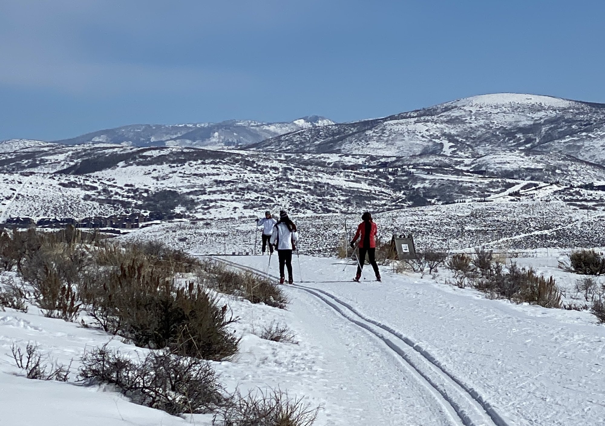 Nordic skiing in Round Valley